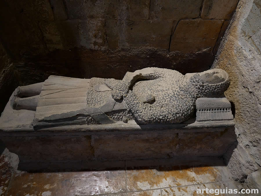 Lauda sepulcral en la Capilla de los Muertos