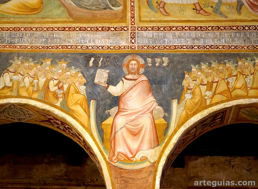 Pinturas murales en las enjutas de los arcos