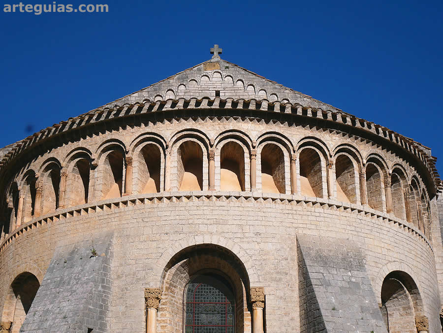 Detalle del &aacute;bside central del siglo XII