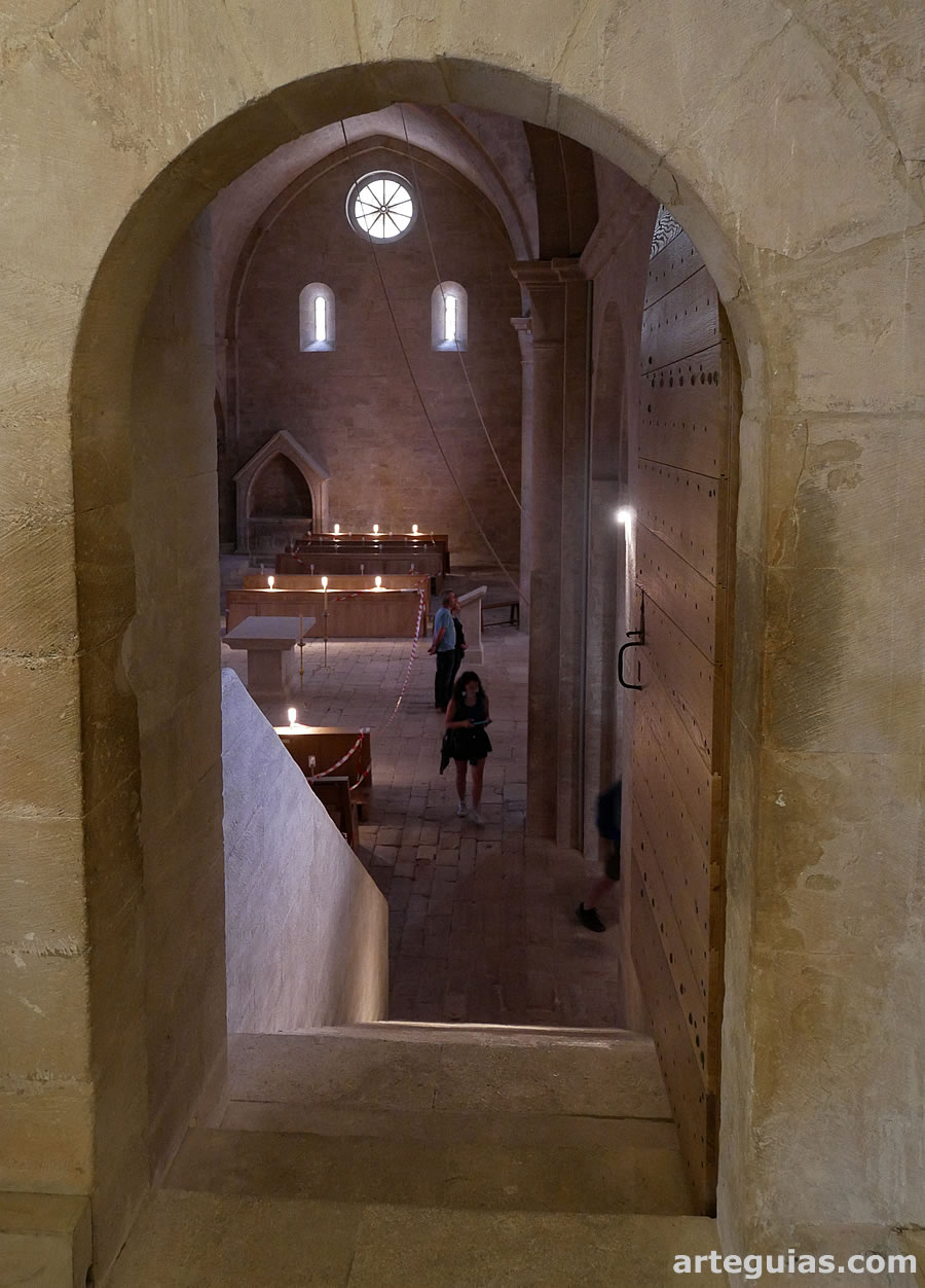 Escalera de Maitines desde el  Dormitorio de los Monjes