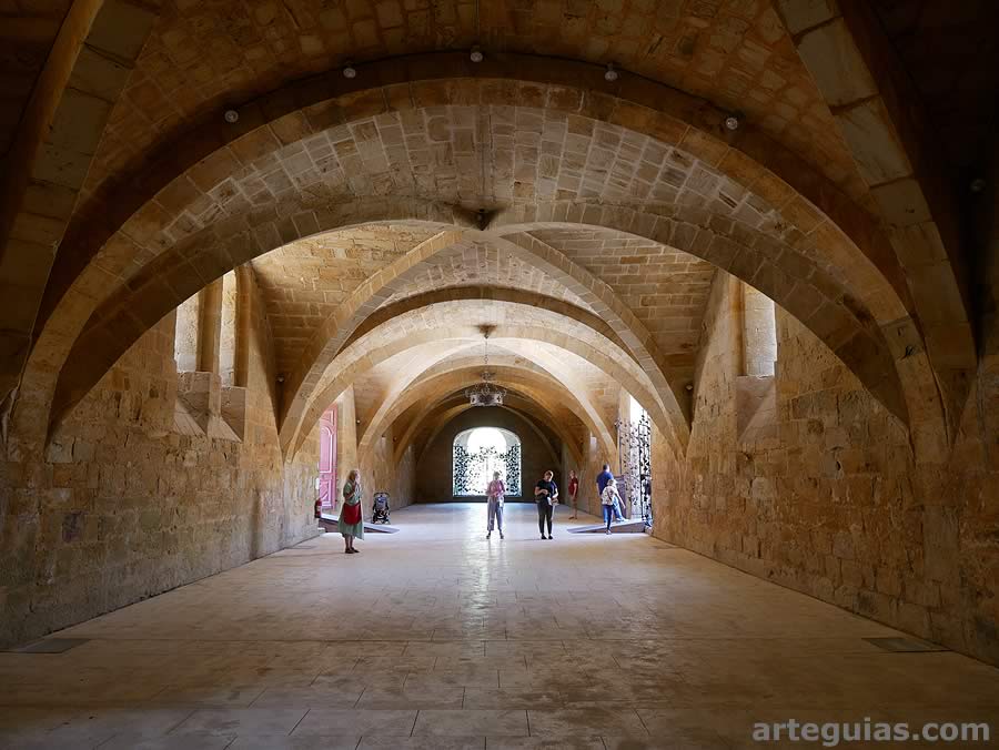 Refectorio de los legos de la Abad&iacute;a de Fontfroide