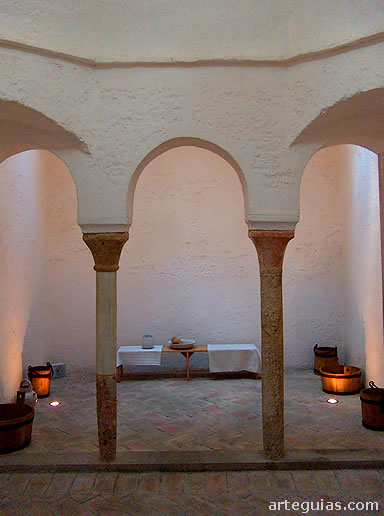 Ba&ntilde;os del Almirante en Valencia