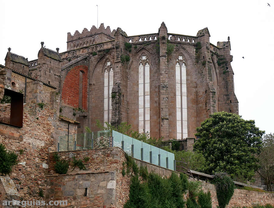 Cabecera de la Bas&iacute;lica de Castell&oacute; d'Emp&uacute;ries, Girona