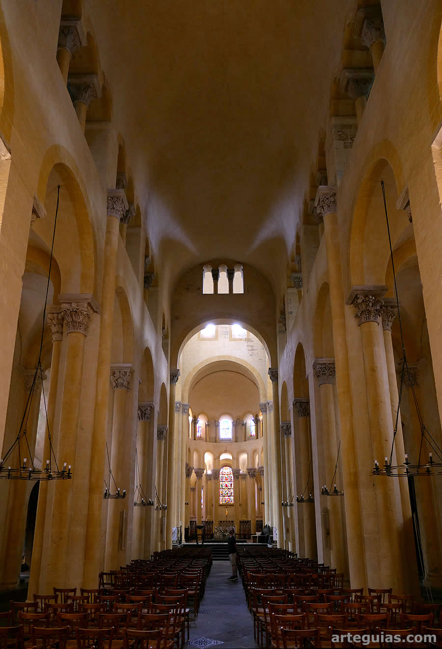 Nave central, interior