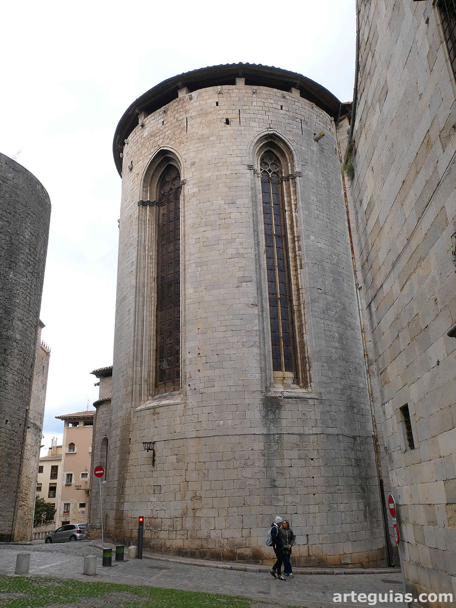 Bas&iacute;lica de Sant Feliu de Girona: exterior del &aacute;bside central