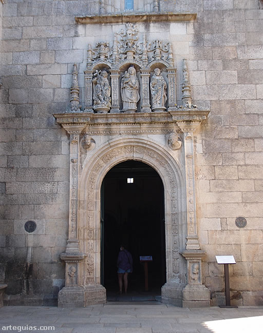 Bas&iacute;lica de Santa Mar&iacute;a la Mayor de Pontevedra: puerta sur