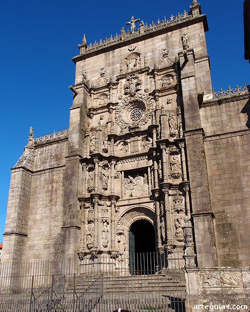 Bas&iacute;lica de Santa Mar&iacute;a la Mayor de Pontevedra: puerta occidental
