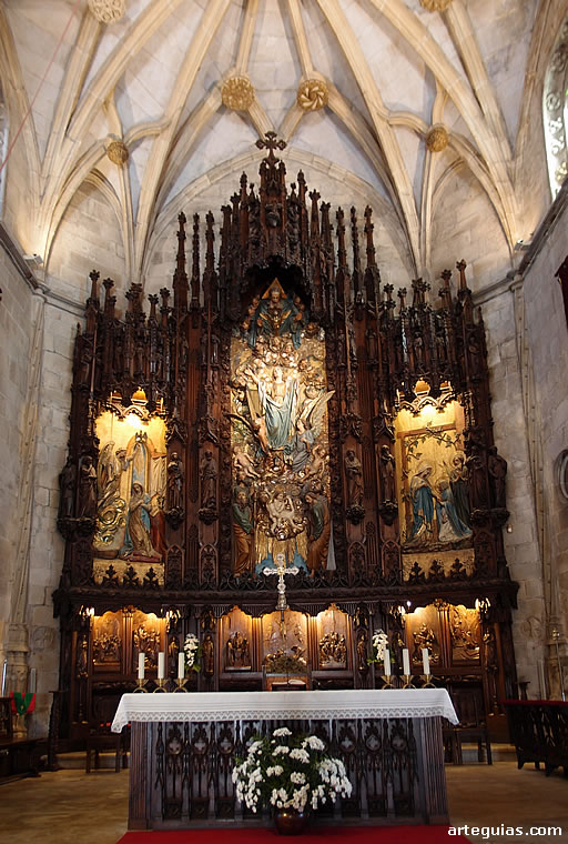 Bas&iacute;lica de Santa Mar&iacute;a la Mayor de Pontevedra: retablo
