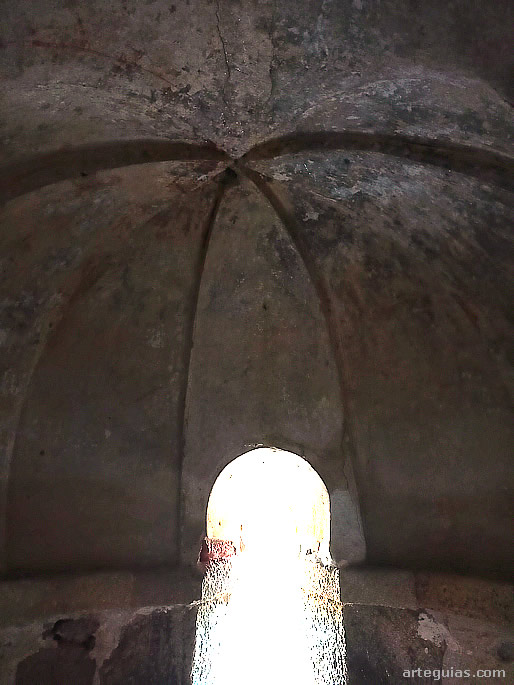 B&oacute;veda gallonada del &aacute;bside