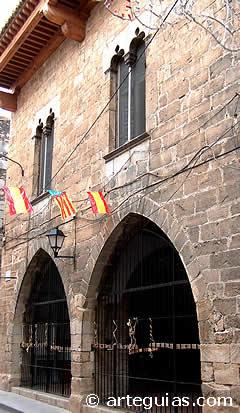 Casa de la Vila, Cat&iacute;