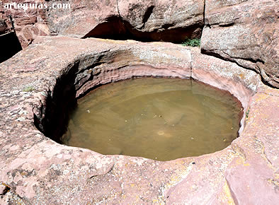 Otro peque&ntilde;o aljibe