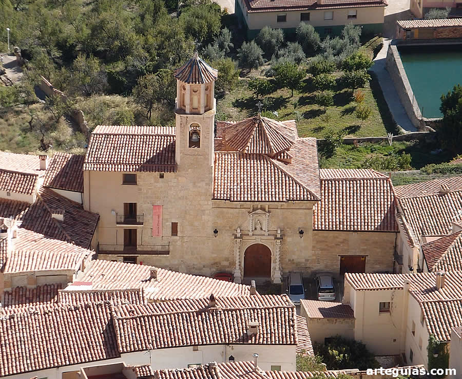 Iglesia de la Virgen del Agua y el Torre&oacute;n Templario