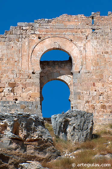 Puerta califal del siglo X. Gormaz, Soria