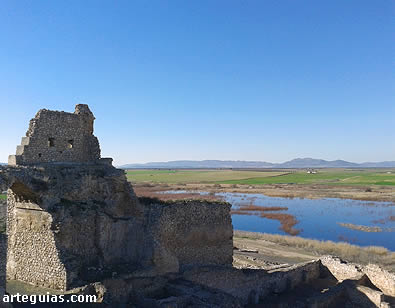 Calatrava la Vieja y el Guadiana
