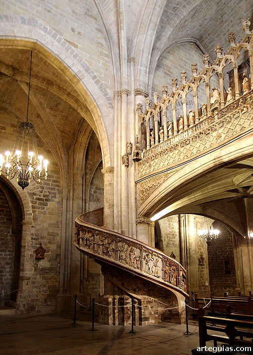 Iglesia Arciprestal de Morella,: coro con su famosa esclera helicoidal