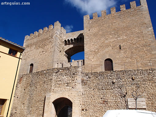Muralla de Morella: Puerta de San Miguel