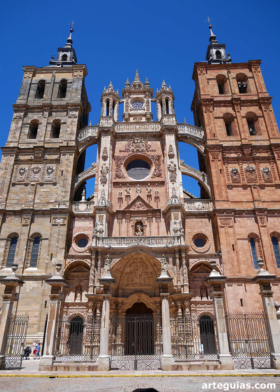 Catedral de Astorga: Fachada occidental