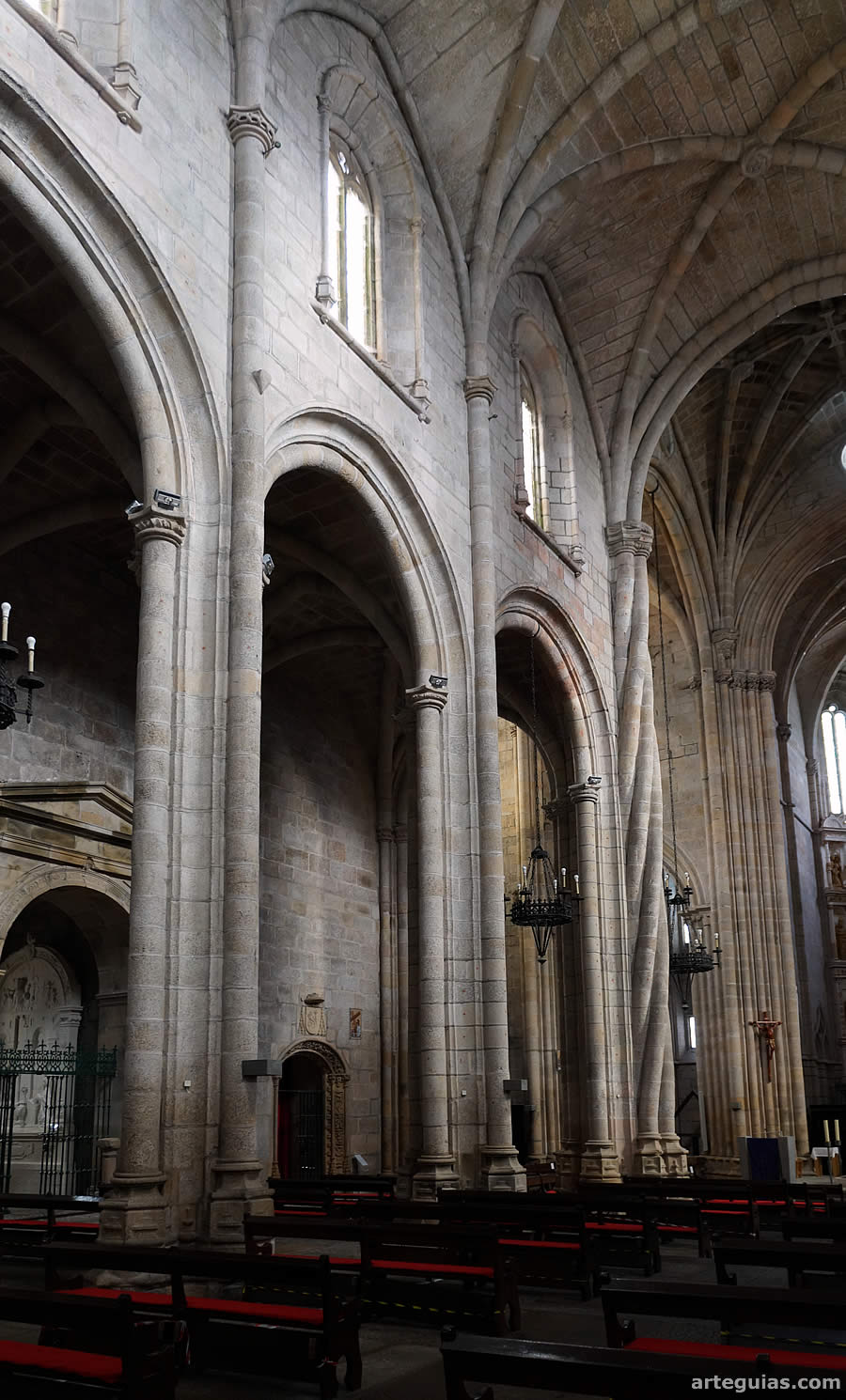 Alzado de la nave central