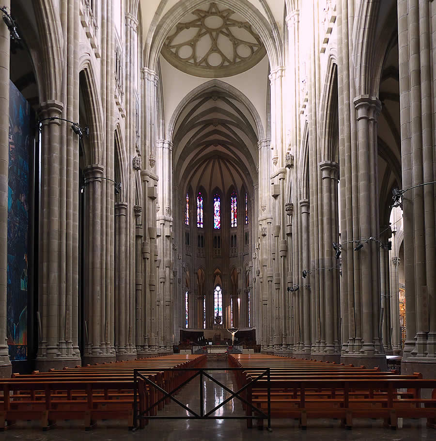 Interior de la Catedral Nueva de Vitoria