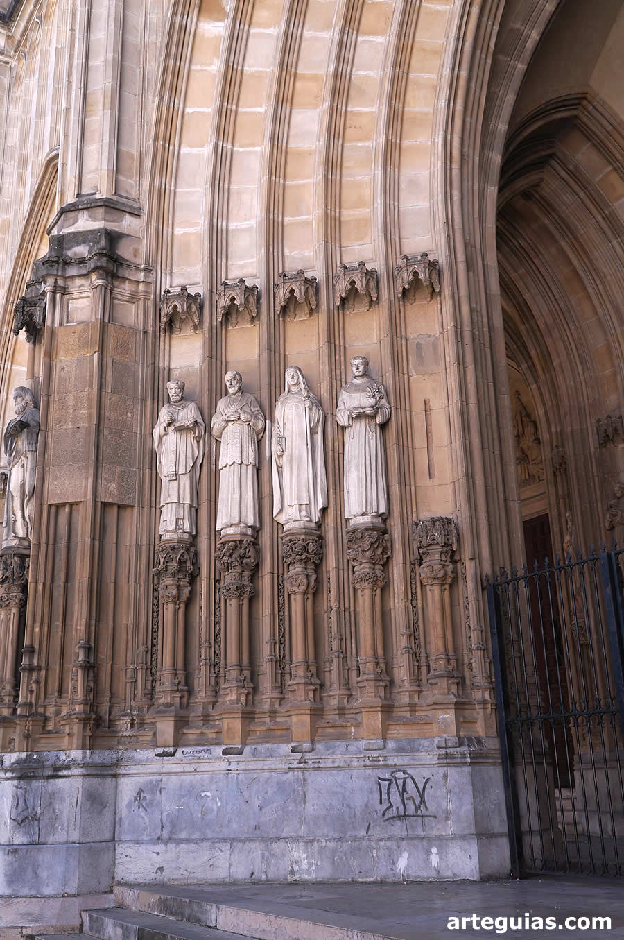 Jambas de una de las portadas