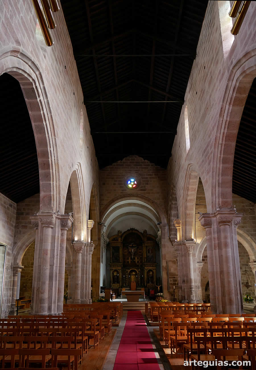 Vila Real. Interior de la catedral