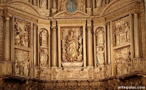 Uno de los registros del retablo