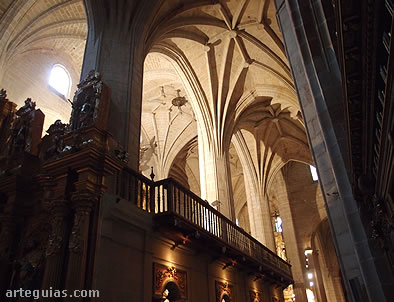 Naves del templo catedralicio de Calahorra