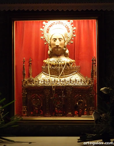 Un de los relicarios