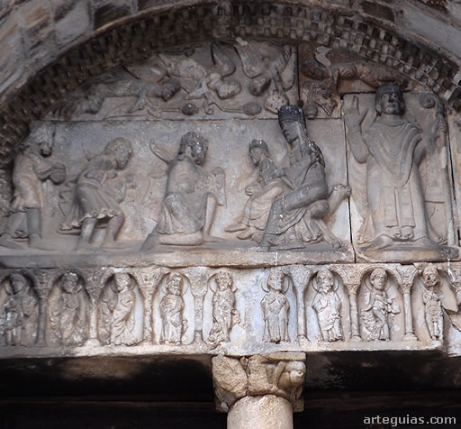 T&iacute;mpano de la puerta rom&aacute;nica