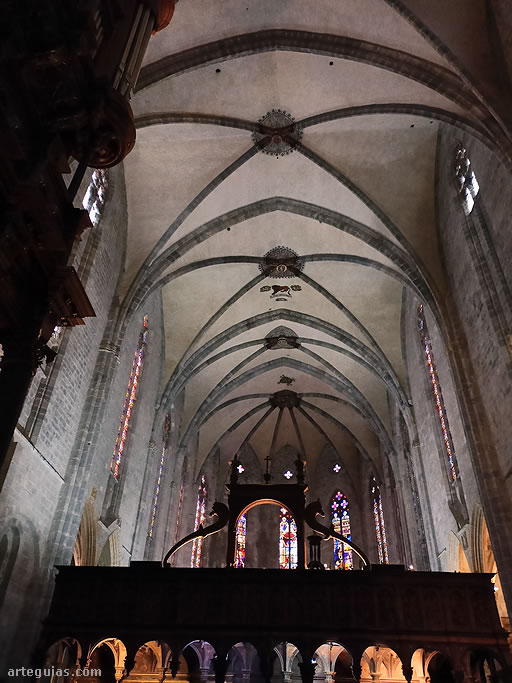 Nave g&oacute;tica de la Catedral de Saint Bertrand de Comminges