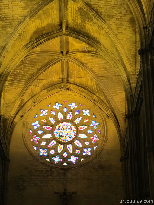 Roset&oacute;n de la catedral de Sevilla