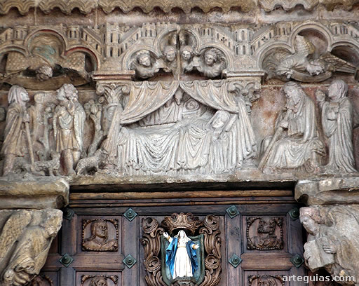 Dintel con pasajes del Ciclo de la Natividad