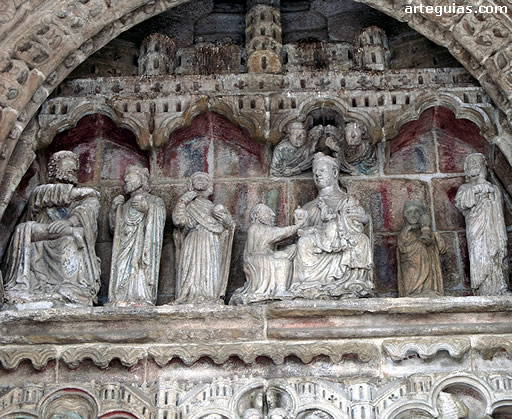 T&iacute;mpano con la escena de la Epifan&iacute;a de los Reyes Magos