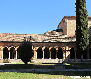 Arquer&iacute;as del claustro