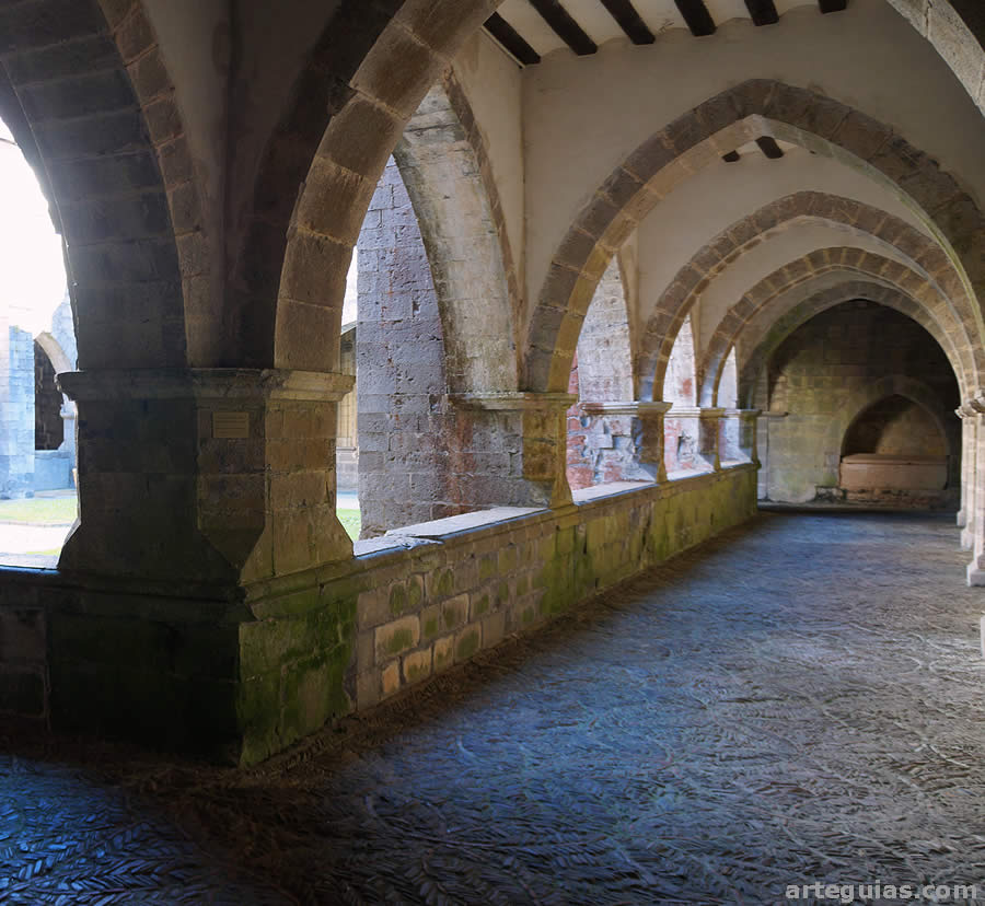 Claustro de la Colegiata de Roncesvalles