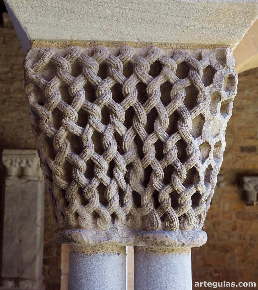 Capitel del claustro de Saint-Gaudens