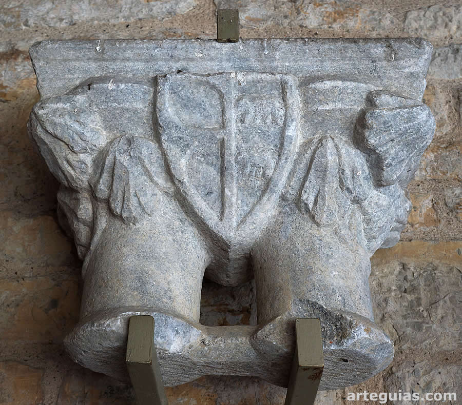 Capiteles del Convento de Jacobinos