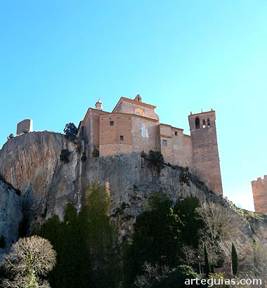 El impresionante emplazamiento de la colegiata