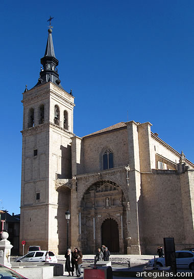 Fachada occidental de la Colegiata