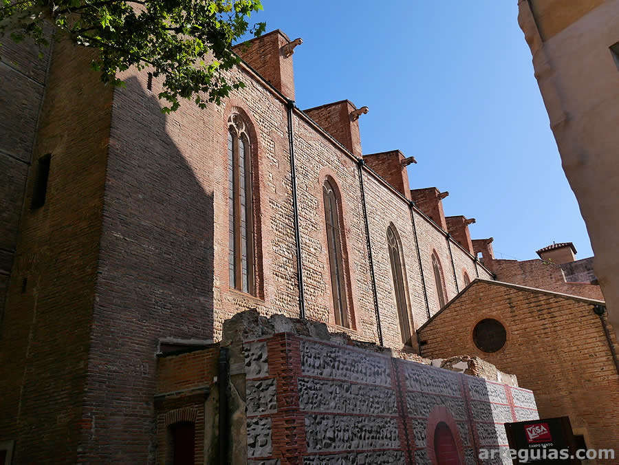 Exterior de la catedral