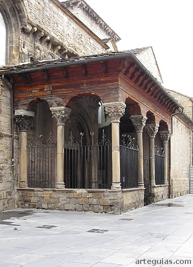 Costado meridional de la catedral