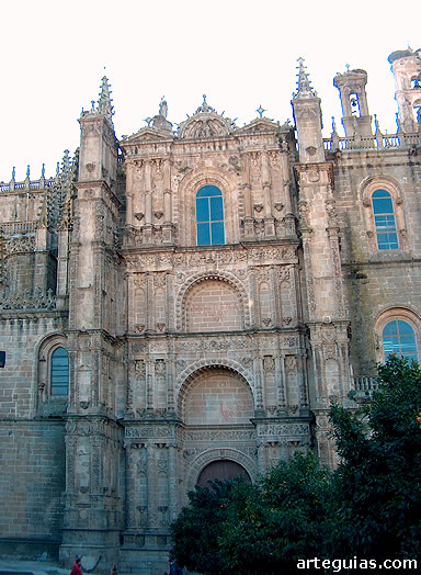 Catedral Nueva de Plasencia: fachada norte
