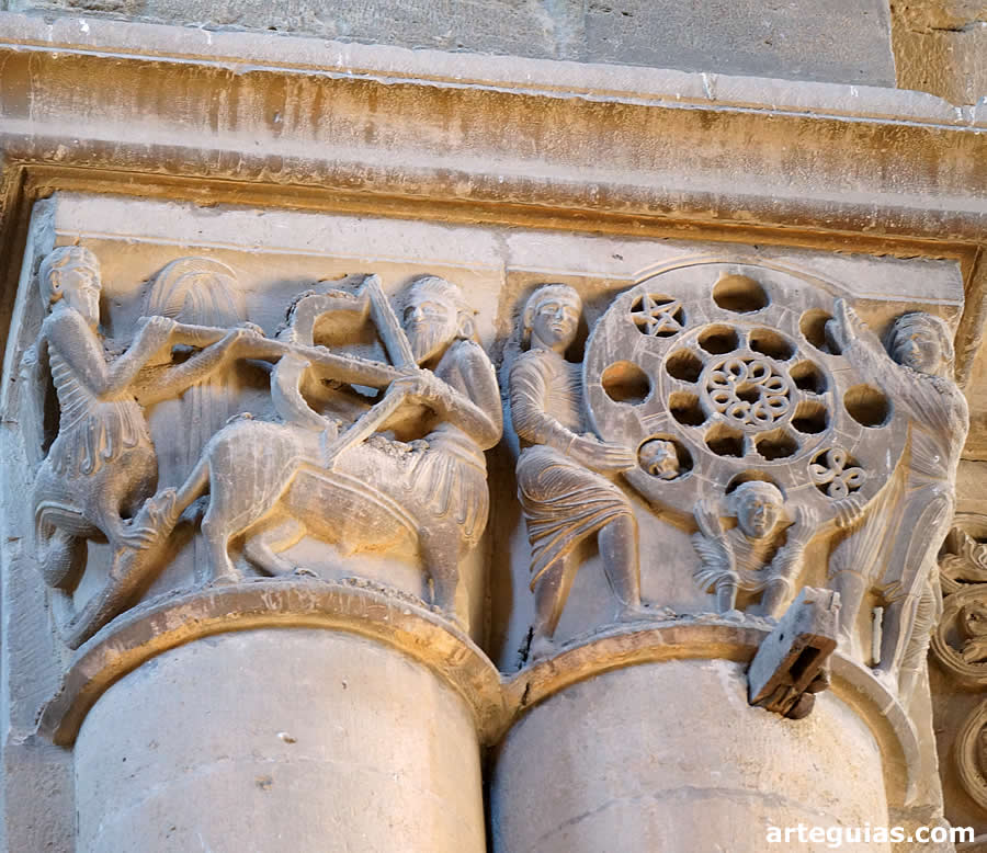 Capitel dobre historiado