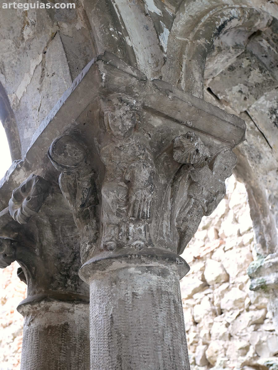 Capiteles historiados