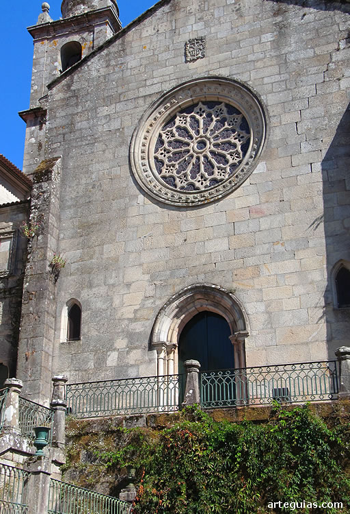 Convento de San Francisco de Pontevedra: fachada de la iglesia