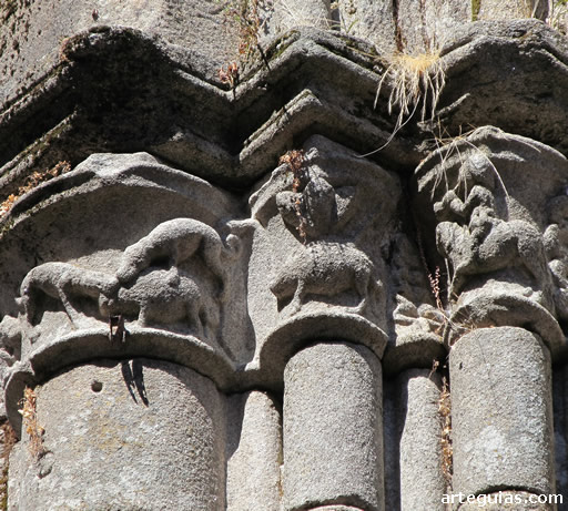 Convento de Santo Domingo de Pontevedra: capiteles con escena de caza