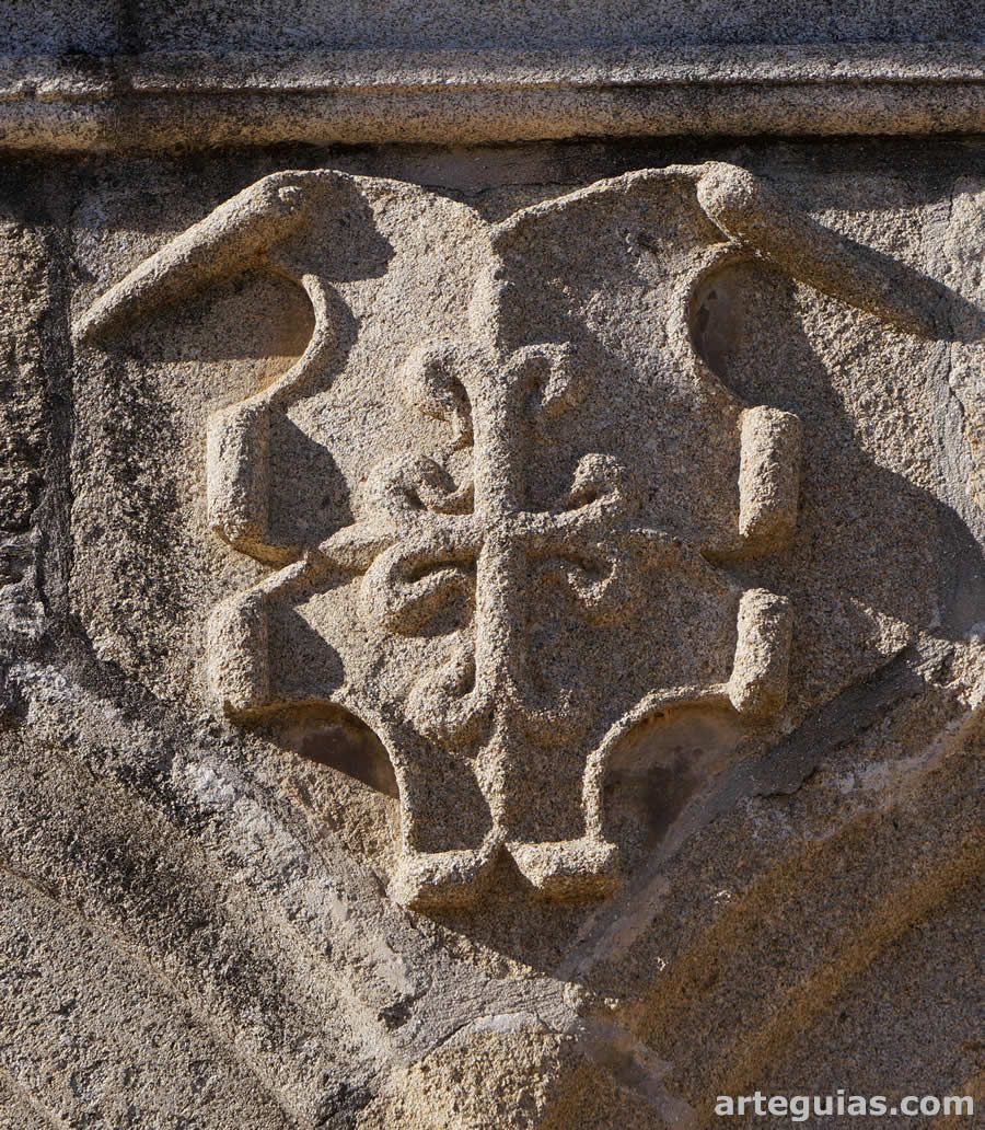 Escuco de la Orden de Alc&aacute;ntara