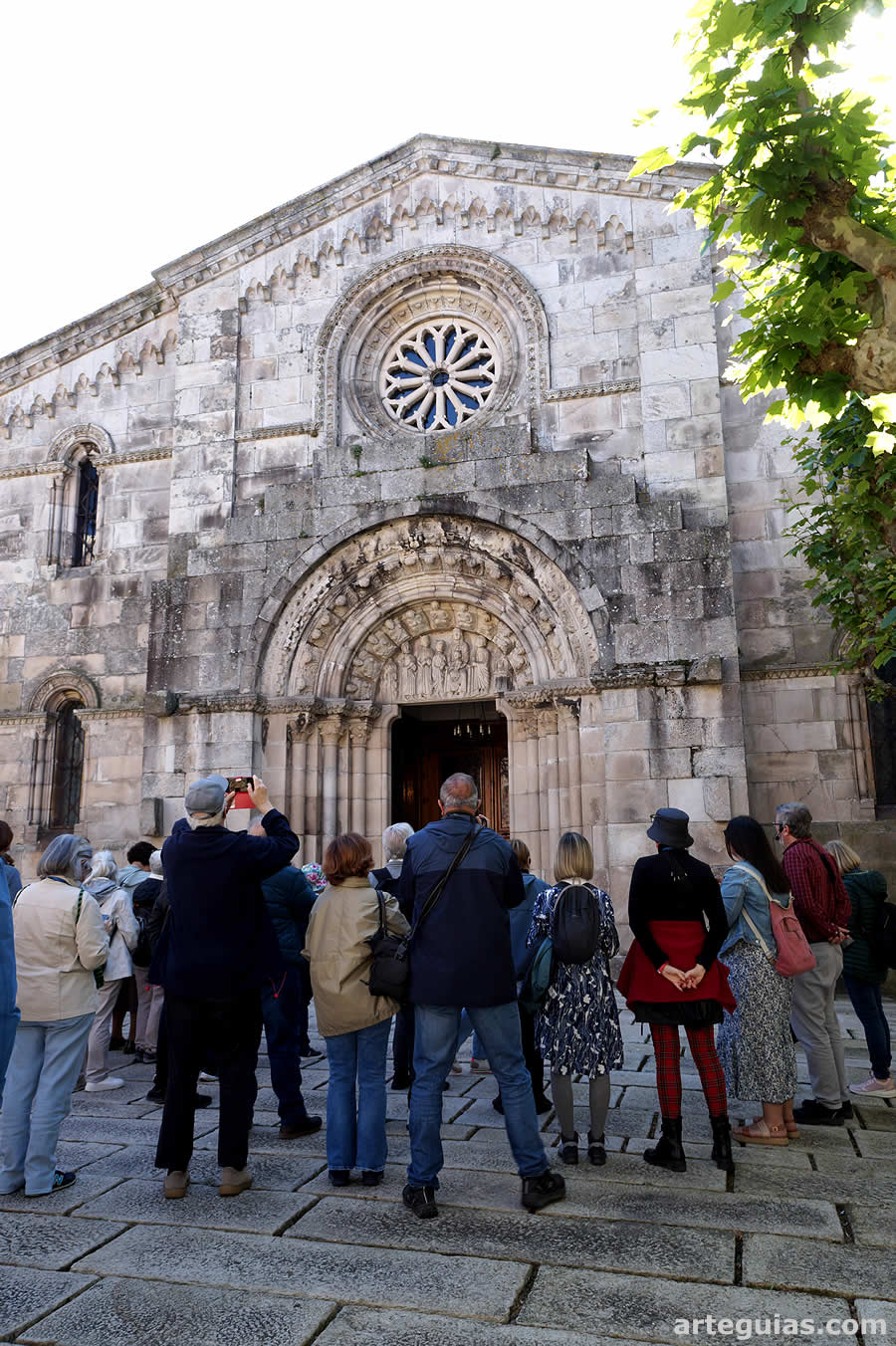 Portda ade la iglesia de Santa Mar&iacute;a del Campo