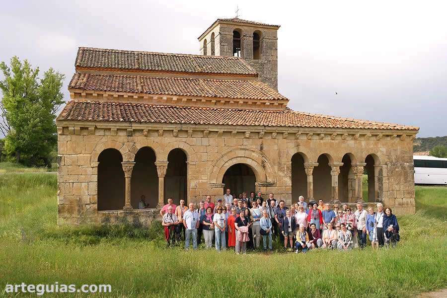Foto de familia en la Ermita de la Virgen de las Vegas, Segovia