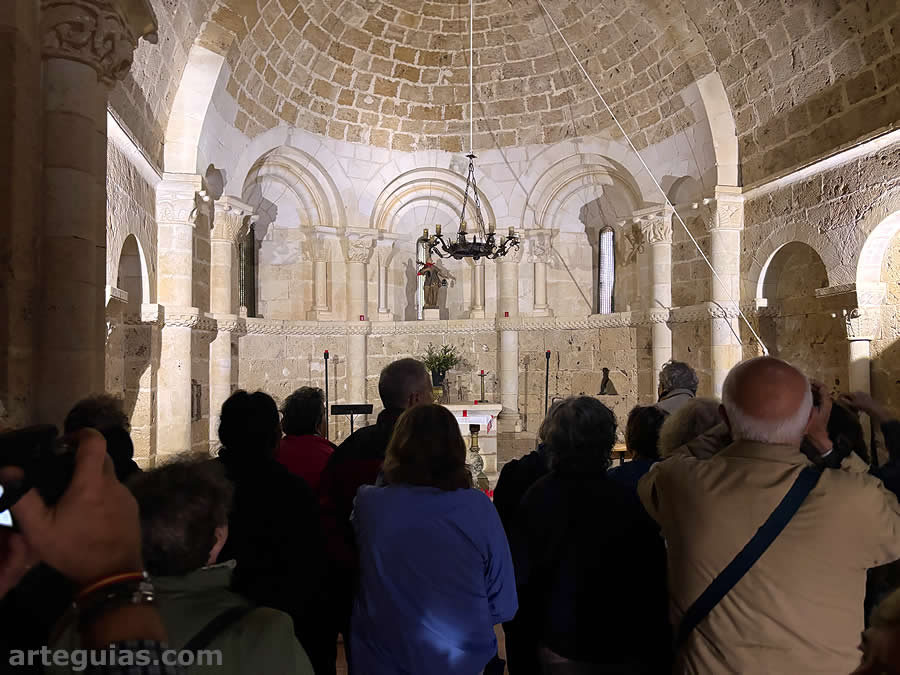 Interior de la Ermita de San Vicente de Fuentesoto